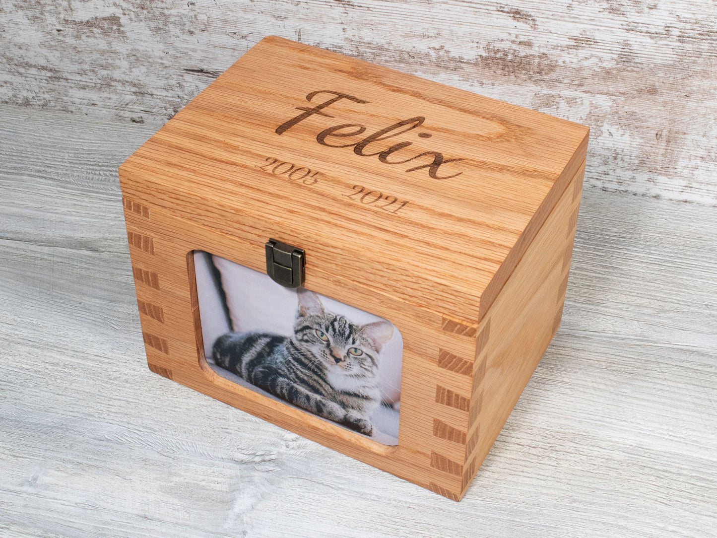 Hand Made Customized Dovetail Pet Urn