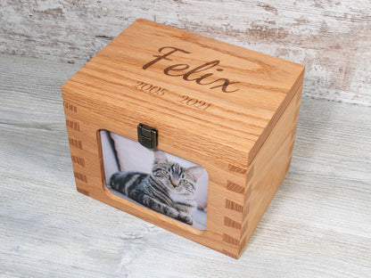 Hand Made Customized Dovetail Pet Urn